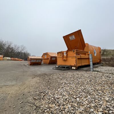 Bild vergrößern: Container am Wertstoffhof Fort Harmann