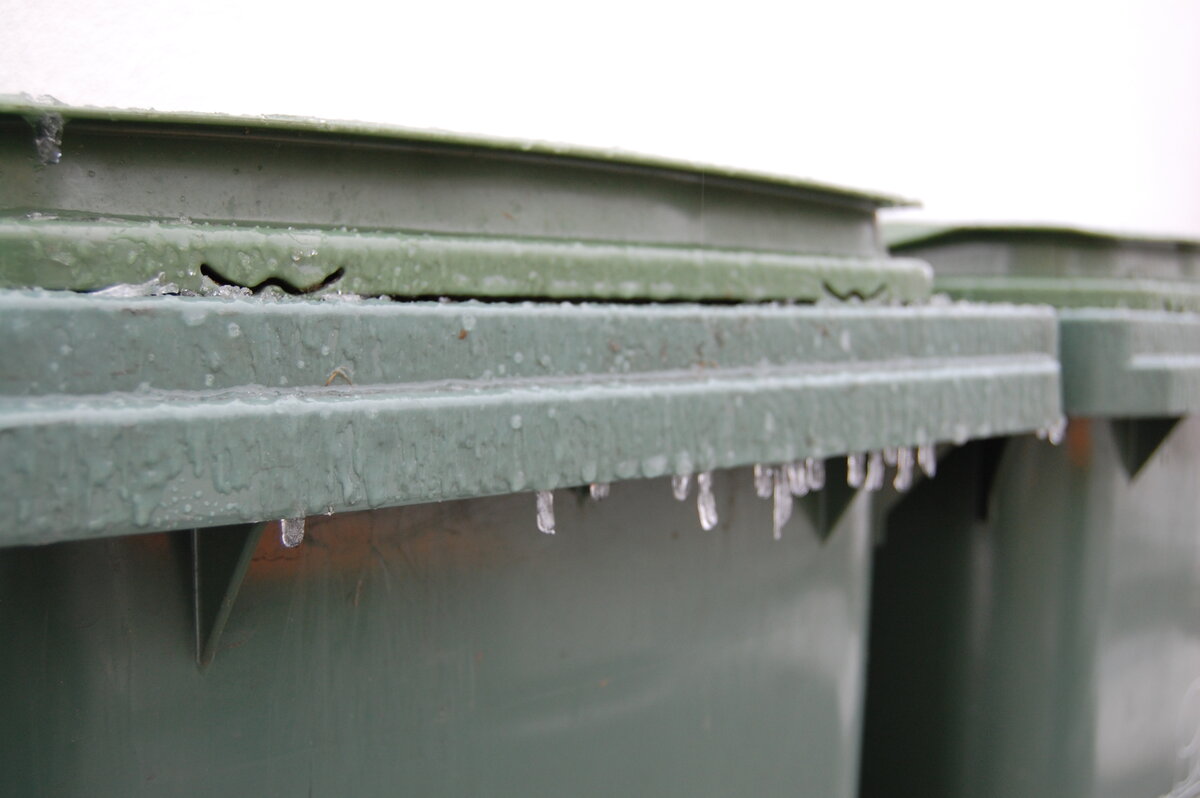Biotonnen vor Frost schützen